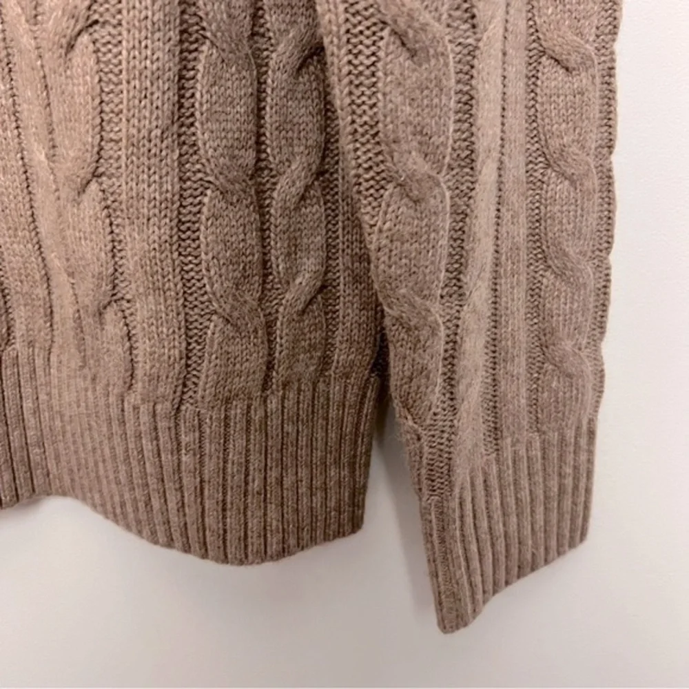 Men’s Cable Knit Sweater Wool Blend Neutral Tan